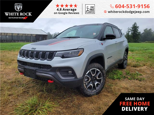 2024 Jeep Compass Trailhawk (Stk: R135351) in Surrey - Image 1 of 15
