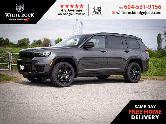 2025 Jeep Grand Cherokee L Laredo (Stk: S695941) in Surrey - Image 1 of 22