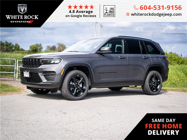 2025 Jeep Grand Cherokee Laredo (Stk: S323434) in Surrey - Image 1 of 21