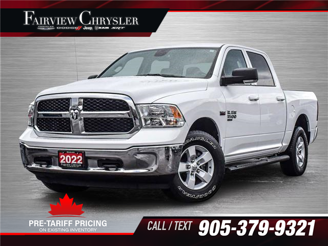 2022 RAM 1500 Classic SLT (Stk: U20900) in Burlington - Image 1 of 31