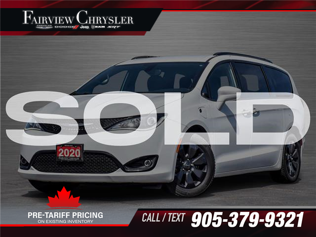 2020 Chrysler Pacifica Hybrid Touring (Stk: U20920) in Burlington - Image 1 of 33