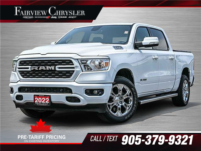 2022 RAM 1500 Big Horn (Stk: U21061) in Burlington - Image 1 of 32