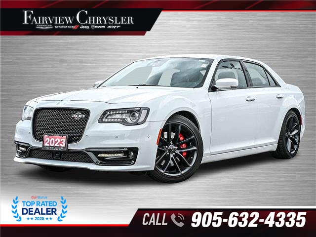 2023 Chrysler 300 C (Stk: U21505) in Burlington - Image 1 of 34