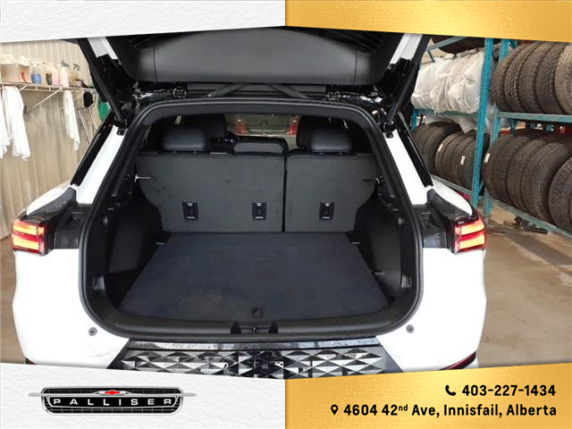 2024 Chevrolet Equinox EV RS (Stk: 24T258149) in Innisfail - Image 8 of 12 2024 Chevrolet Equinox EV RS (Stk: 24T258149) in Innisfail - Image 8 of 12