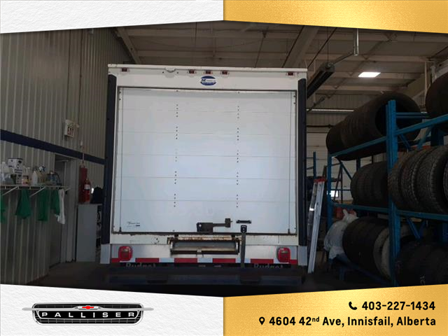 2021 Ford E-450 Cutaway Base (Stk: 6163) in Innisfail - Image 3 of 11 2021 Ford E-450 Cutaway Base (Stk: 6163) in Innisfail - Image 3 of 11