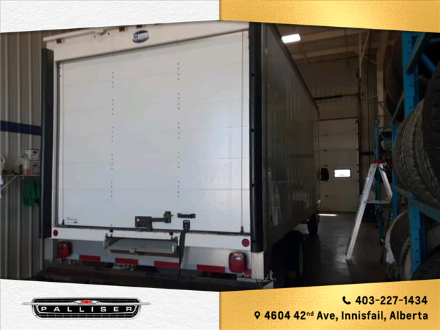 2022 Ford E-450 Cutaway Base (Stk: 6170) in Innisfail - Image 4 of 11 2022 Ford E-450 Cutaway Base (Stk: 6170) in Innisfail - Image 4 of 11