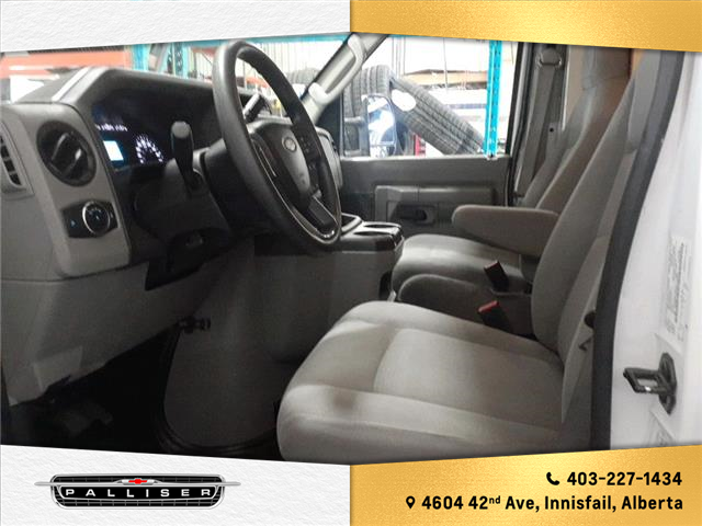 2022 Ford E-450 Cutaway Base (Stk: 6170) in Innisfail - Image 9 of 11 2022 Ford E-450 Cutaway Base (Stk: 6170) in Innisfail - Image 9 of 11