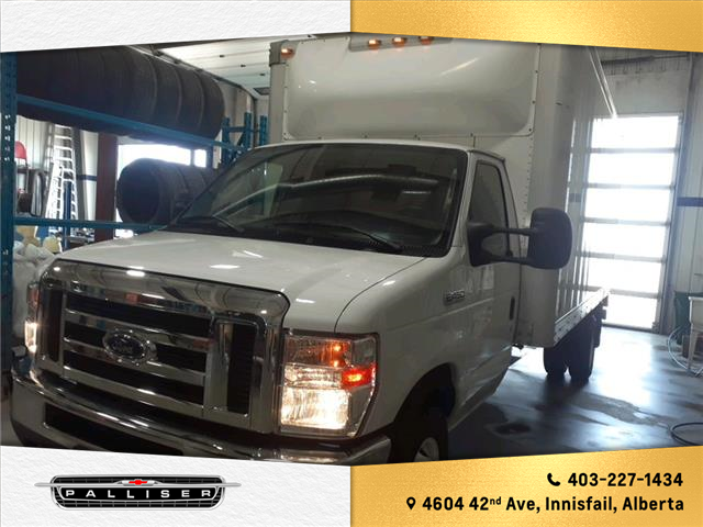 2022 Ford E-450 Cutaway Base (Stk: 6158) in Innisfail - Image 1 of 11