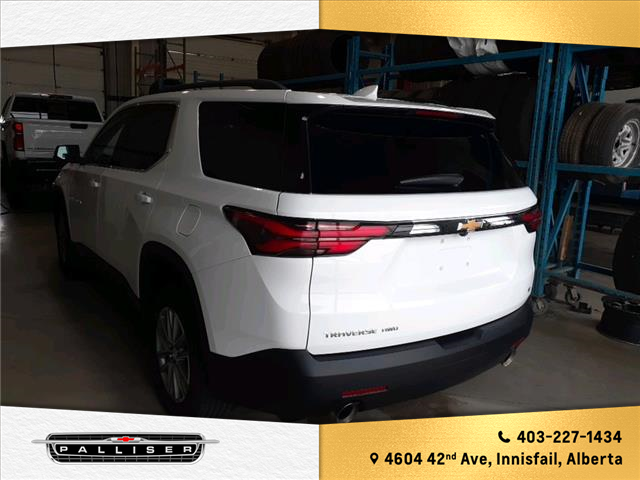 2023 Chevrolet Traverse LT Cloth (Stk: 6175) in Innisfail - Image 2 of 12