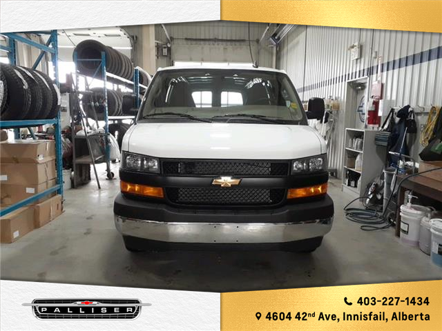 2025 Chevrolet Express 3500 Work Van (Stk: 25T252873) in Innisfail - Image 6 of 12