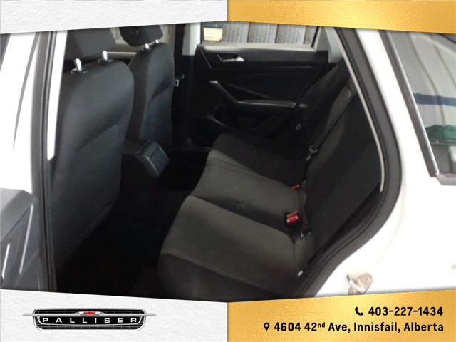 2020 Volkswagen Jetta Comfortline (Stk: 26T180120A) in Innisfail - Image 10 of 12