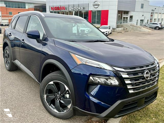 2025 Nissan Rogue SV Moonroof (Stk: 15265) in Okotoks - Image 1 of 17