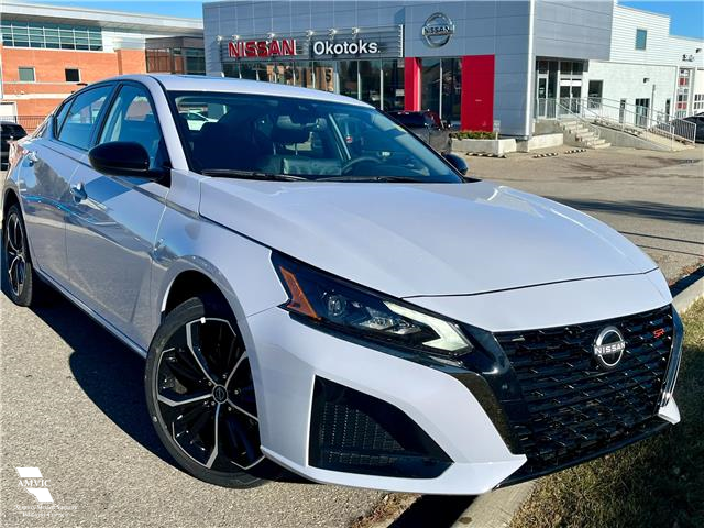 2025 Nissan Altima SR (Stk: 15232) in Okotoks - Image 1 of 18