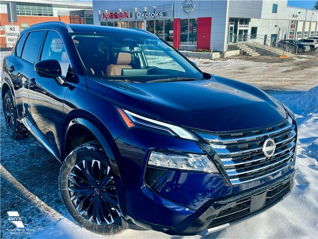 2025 Nissan Rogue Platinum (Stk: 15371) in Okotoks - Image 1 of 18