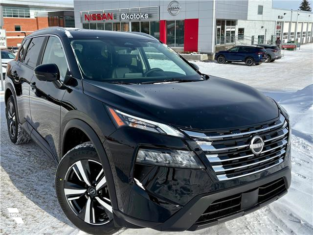 2025 Nissan Rogue SV Moonroof (Stk: 15432) in Okotoks - Image 1 of 17
