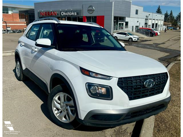 2023 Hyundai Venue Preferred (Stk: 15598) in Okotoks - Image 1 of 12