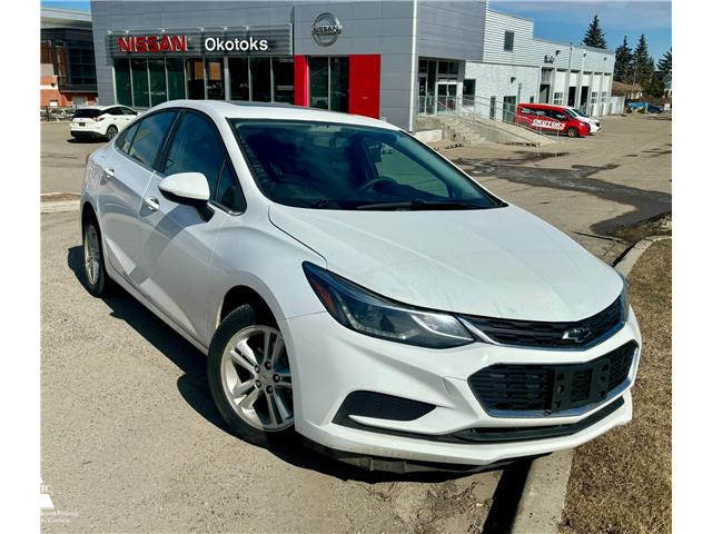 2017 Chevrolet Cruze LT Auto (Stk: 15773) in Okotoks - Image 1 of 13