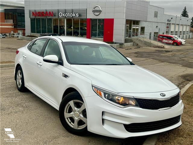 2018 Kia Optima LX (Stk: 15770) in Okotoks - Image 1 of 11