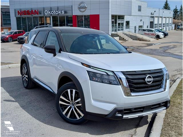 2025 Nissan Pathfinder Platinum (Stk: 15673) in Okotoks - Image 1 of 15