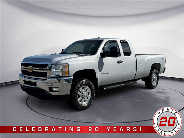 2013 Chevrolet Silverado 3500HD LT (Stk: 155417) in Claresholm - Image 1 of 15