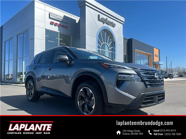 2024 Nissan Rogue SV Moonroof (Stk: P25-13) in Embrun - Image 1 of 27