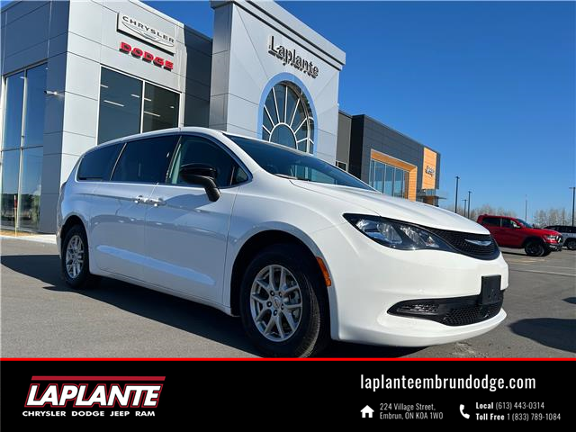 2024 Chrysler Grand Caravan SXT (Stk: P25-07) in Embrun - Image 1 of 25
