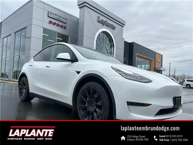 2022 Tesla Model Y Long Range (Stk: 24-106A) in Embrun - Image 1 of 9