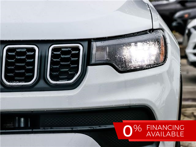 2025 Jeep Compass Sport (Stk: 15-25376) in London - Image 15 of 26