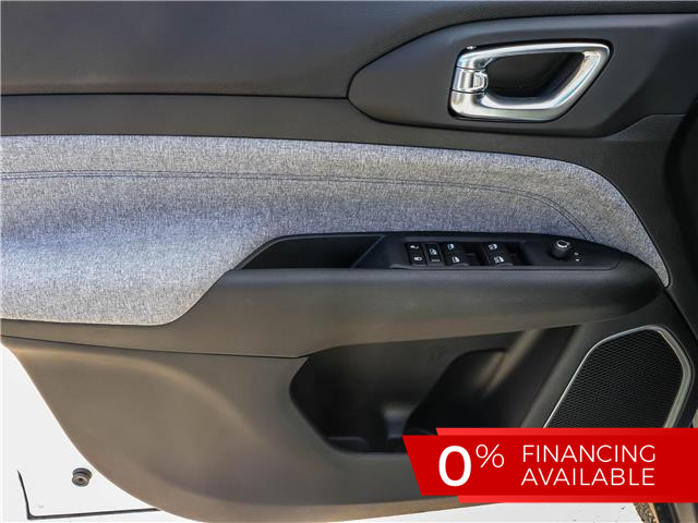 2025 Jeep Compass Sport (Stk: 15-25382) in London - Image 18 of 26