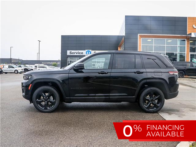 2025 Jeep Grand Cherokee Laredo (Stk: 15-25352) in London - Image 17 of 29