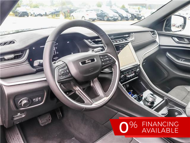 2025 Jeep Grand Cherokee Laredo (Stk: 15-25352) in London - Image 19 of 29