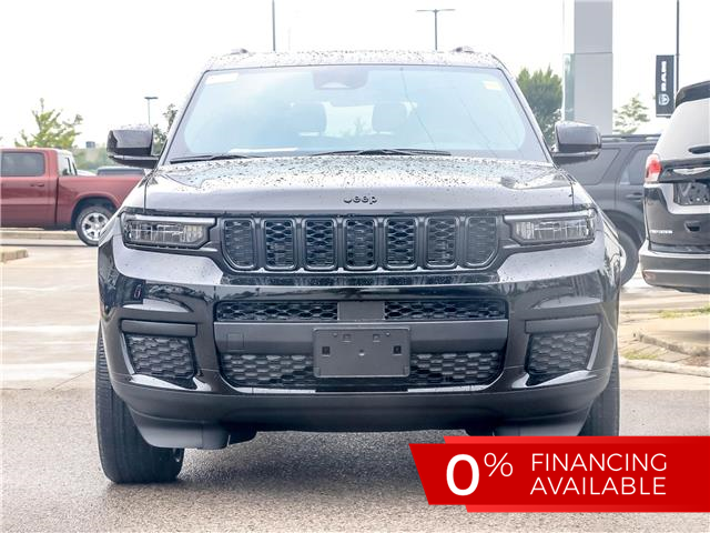 2025 Jeep Grand Cherokee L Laredo (Stk: 15-25350) in London - Image 2 of 31