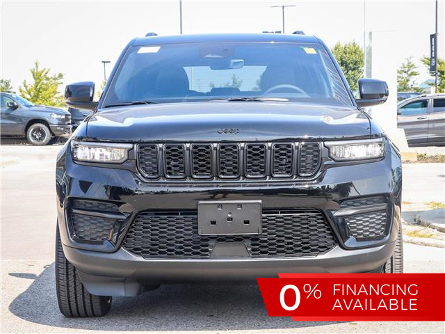 2025 Jeep Grand Cherokee Laredo (Stk: 15-25365) in London - Image 2 of 29