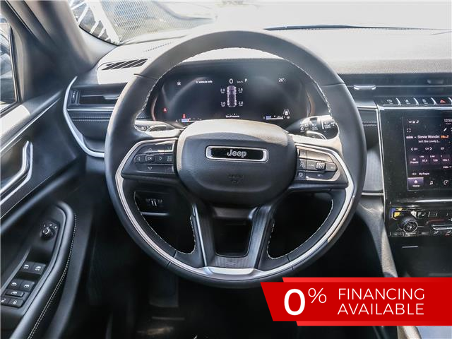 2025 Jeep Grand Cherokee Laredo (Stk: 15-25365) in London - Image 3 of 29