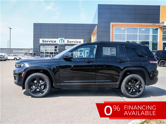 2025 Jeep Grand Cherokee Laredo (Stk: 15-25365) in London - Image 17 of 29