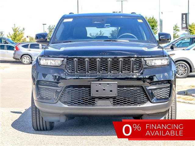 2025 Jeep Grand Cherokee Laredo (Stk: 15-25367) in London - Image 2 of 29