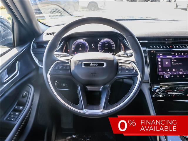 2025 Jeep Grand Cherokee Laredo (Stk: 15-25367) in London - Image 3 of 29