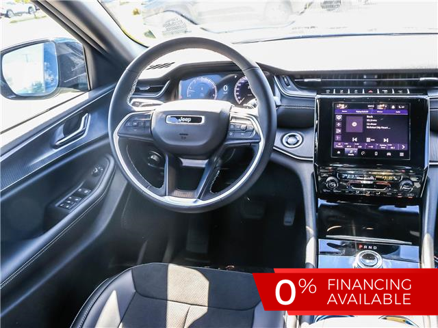 2025 Jeep Grand Cherokee Laredo (Stk: 15-25367) in London - Image 7 of 29