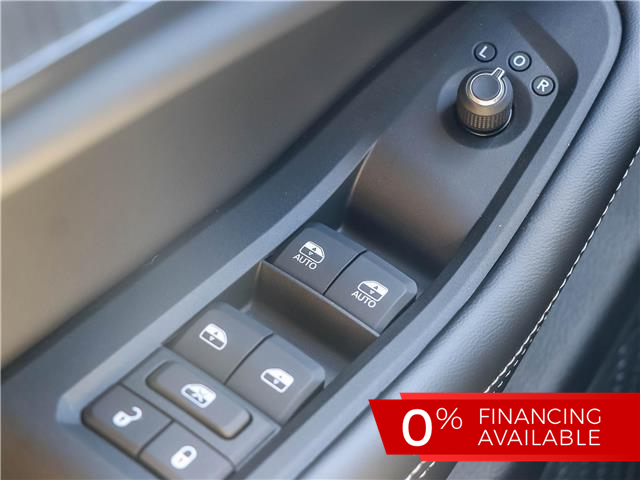 2025 Jeep Grand Cherokee Laredo (Stk: 15-25367) in London - Image 14 of 29