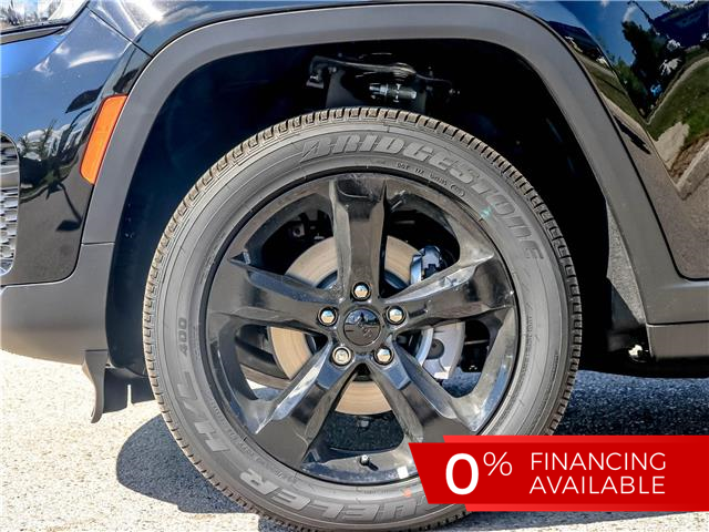 2025 Jeep Grand Cherokee Laredo (Stk: 15-25367) in London - Image 16 of 29