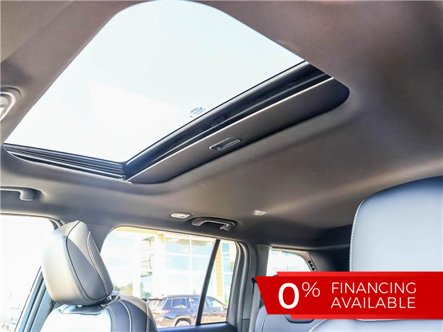 2025 Jeep Grand Cherokee Laredo (Stk: 15-25367) in London - Image 22 of 29