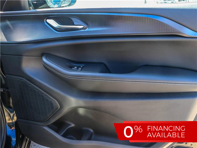 2025 Jeep Grand Cherokee Laredo (Stk: 15-25367) in London - Image 25 of 29