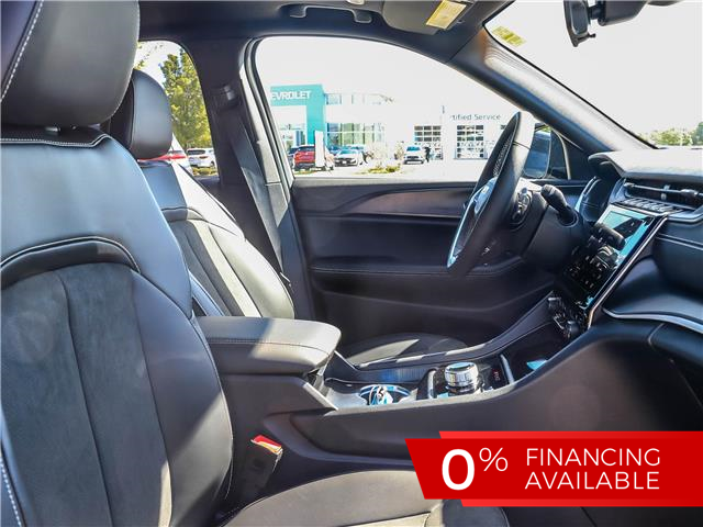 2025 Jeep Grand Cherokee Laredo (Stk: 15-25367) in London - Image 26 of 29