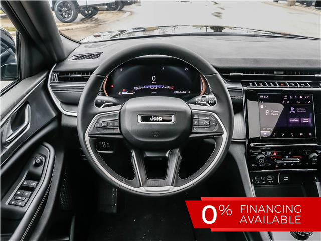 2025 Jeep Grand Cherokee Laredo (Stk: 15-25423) in London - Image 3 of 29
