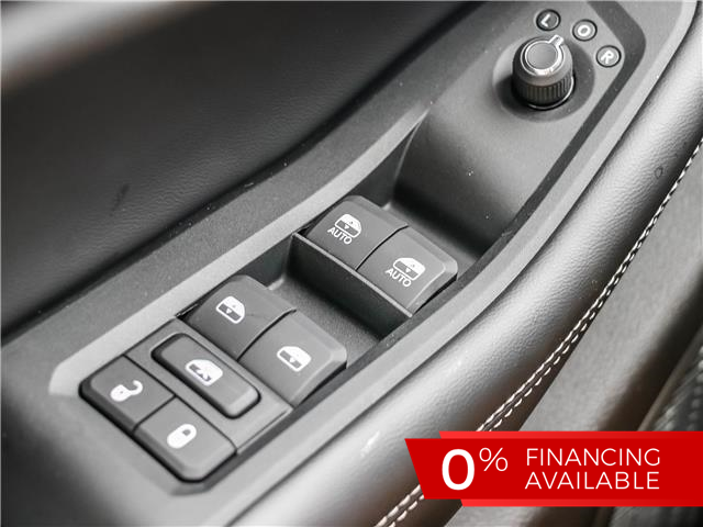 2025 Jeep Grand Cherokee Laredo (Stk: 15-25423) in London - Image 23 of 29