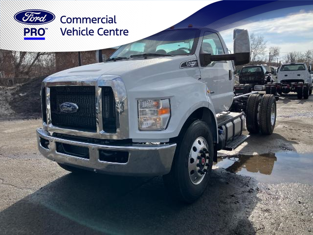 2025 Ford F-750 Diesel Base (Stk: 2500050) in Ottawa - Image 1 of 11