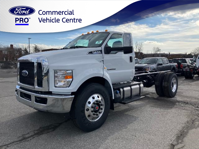 2025 Ford F-750 Diesel Base (Stk: 2500030) in Ottawa - Image 1 of 12