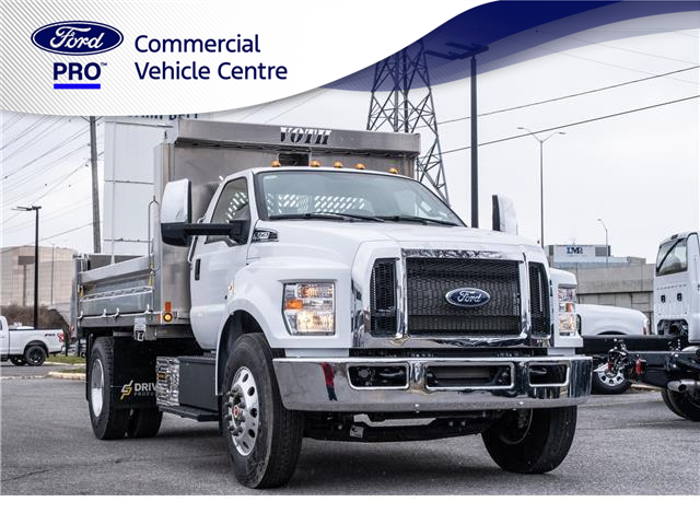 2025 Ford F-750 Diesel Base (Stk: 2500010) in Ottawa - Image 1 of 17