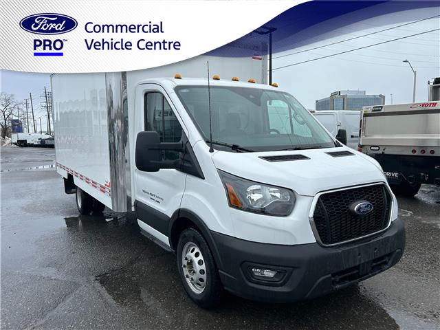 2024 Ford Transit-350 Cutaway Base (Stk: 2407060) in Ottawa - Image 1 of 17