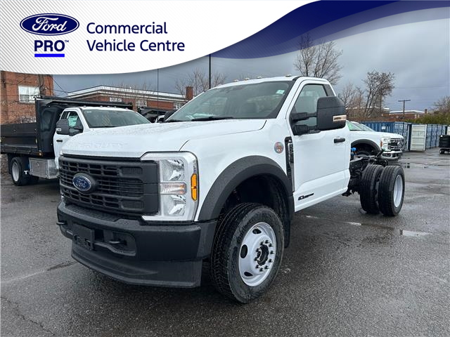 2025 Ford F-550 Chassis  (Stk: 2502060) in Ottawa - Image 1 of 12